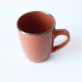 Mug de couleur unie avec logo personnalisable